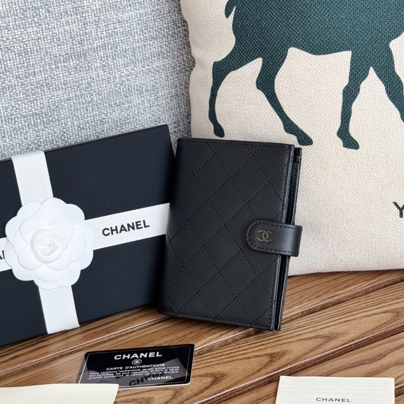 Ch**el wallet purse